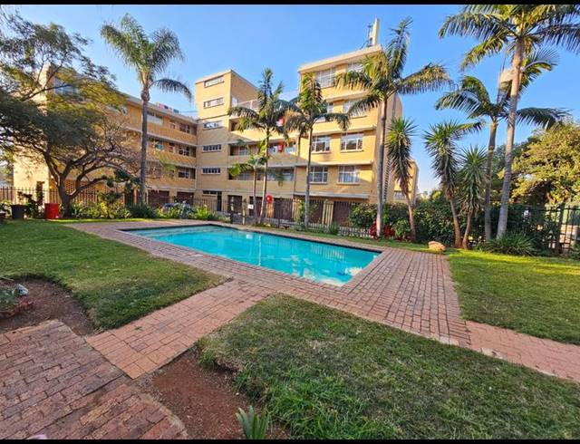 3 BEDROOM APARTMENT FOR SALE IN SINOVILLE